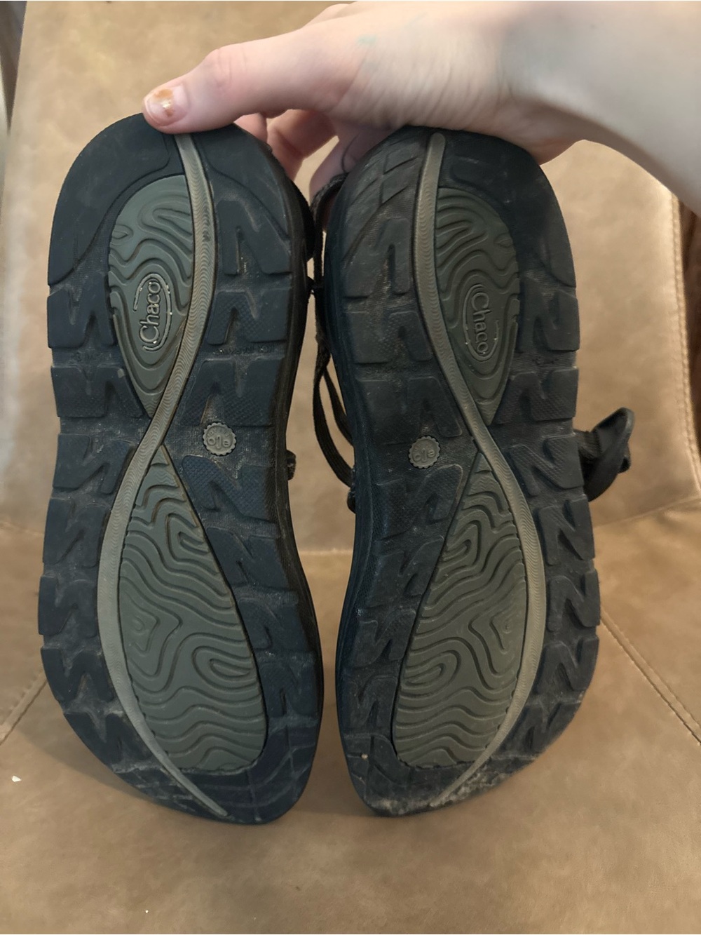 Chaco black white strappy outdoor hiking shoes sandals size 8 - Picture 4 of 5
